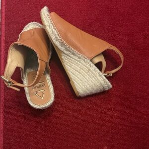 Kenneth Cole Women's Brown Espadrille Wedges